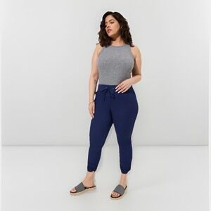 Torrid Size 2X NWT Cropped Pull-On Skinny Stretch Poplin Mid-Rise Pant Navy Blue